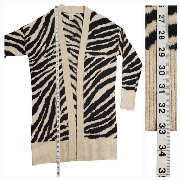 Sincerely Jules Animal Print Cardigan Sweater, size XS Zebra Print - Picture 5 of 9